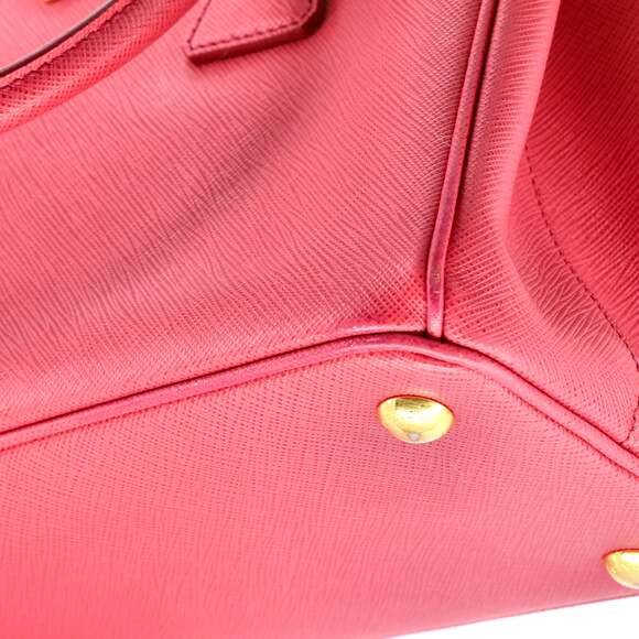 Galleria Double Zip Tote Saffiano #210418P10B - Picture 7 of 9